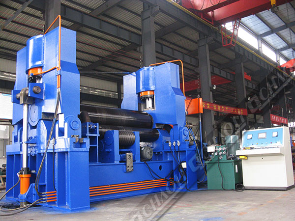 W11S中型萬(wàn)能式卷板機